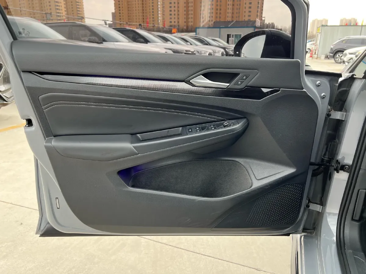 2021 Volkswagen Golf 1.4T 150HP L4 7DCT,autocango,china used car exporter,china ev exporter,chinese used car exporter,chinese used ev exporter