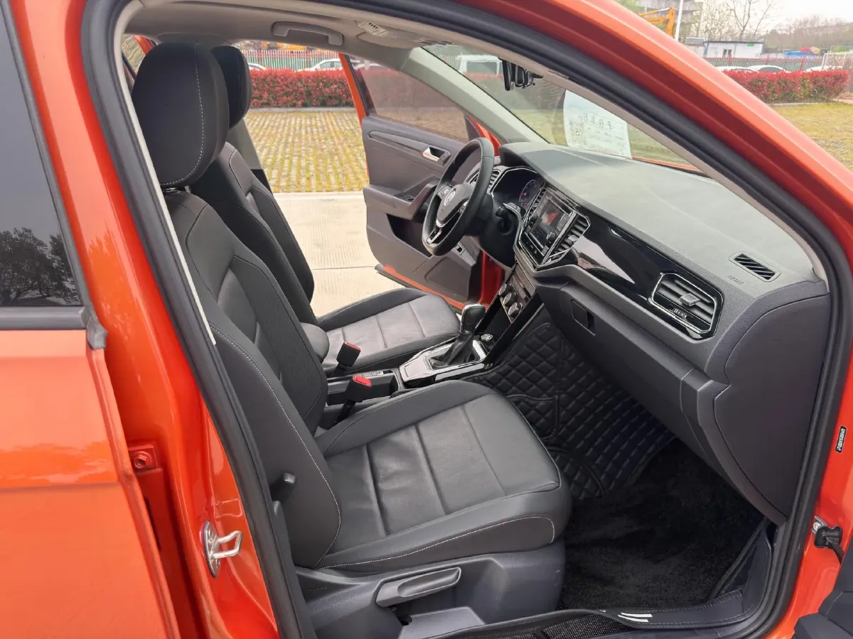 2018 Borgward BX7 2.0T 224HP L4 6AT,autocango,china used car exporter,china ev exporter,chinese used car exporter,chinese used ev exporter