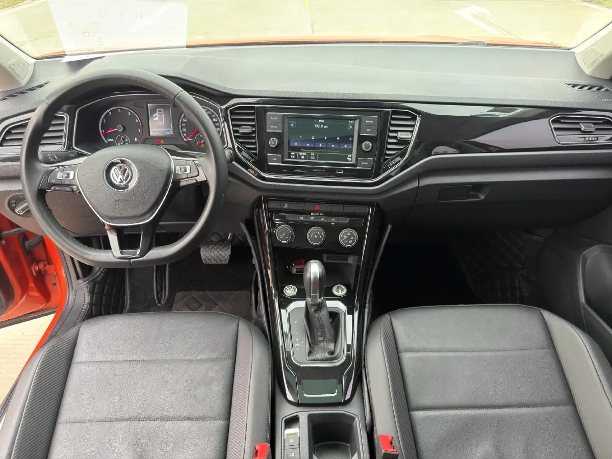 2018 Borgward BX7 2.0T 224HP L4 6AT,autocango,china used car exporter,china ev exporter,chinese used car exporter,chinese used ev exporter