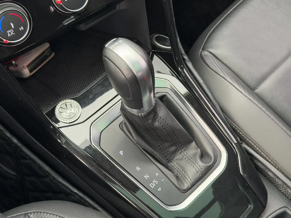 2018 Borgward BX7 2.0T 224HP L4 6AT,autocango,china used car exporter,china ev exporter,chinese used car exporter,chinese used ev exporter