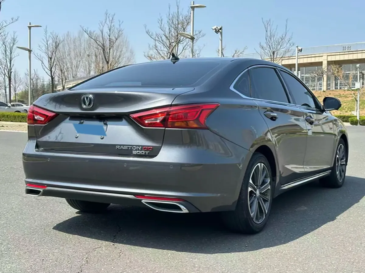 2022 ChangAn Raeton CC 1.5T 188HP L4 7DCT,autocango,china used car exporter,china ev exporter,chinese used car exporter,chinese used ev exporter
