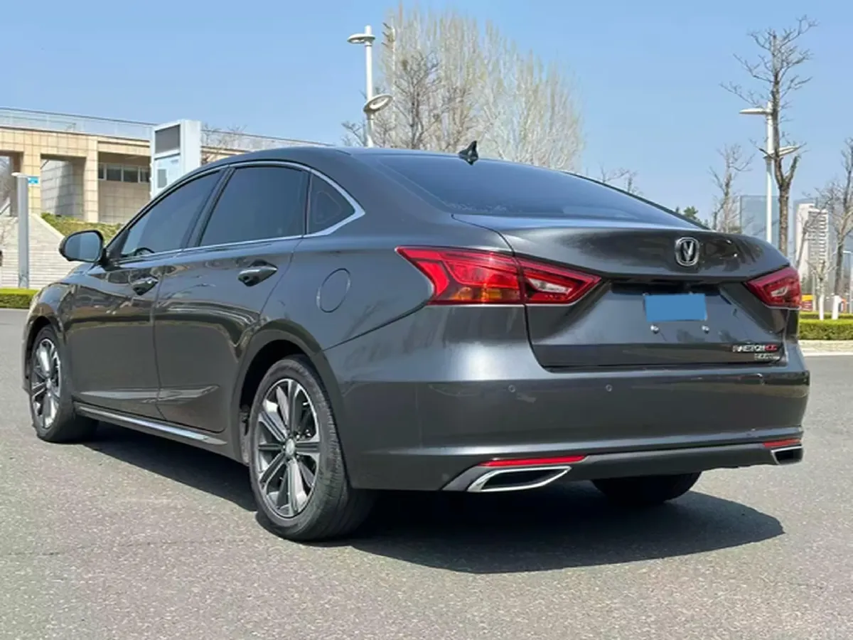 2022 ChangAn Raeton CC 1.5T 188HP L4 7DCT,autocango,china used car exporter,china ev exporter,chinese used car exporter,chinese used ev exporter