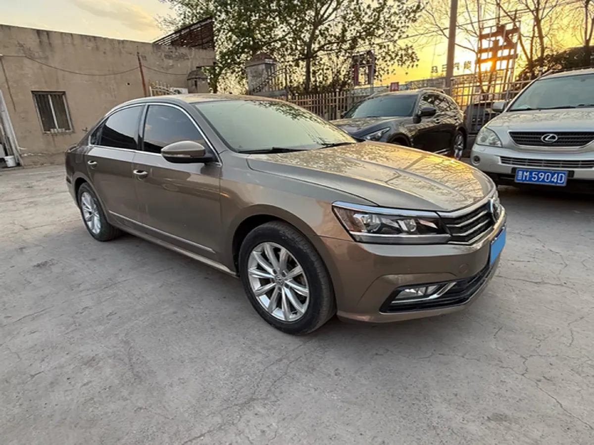 2017 Volkswagen Passat 1.8T 180HP L4 7DCT,autocango,china used car exporter,china ev exporter,chinese used car exporter,chinese used ev exporter
