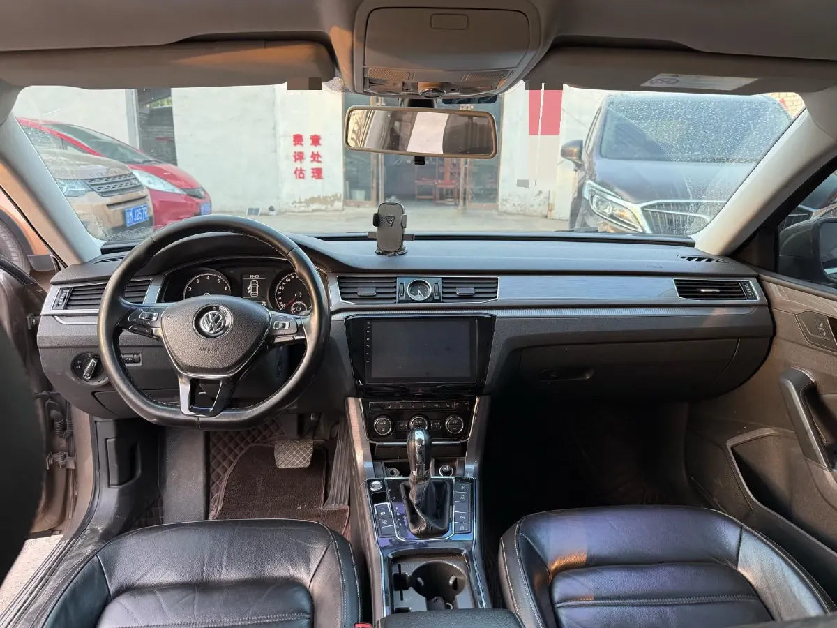 2017 Volkswagen Passat 1.8T 180HP L4 7DCT,autocango,china used car exporter,china ev exporter,chinese used car exporter,chinese used ev exporter