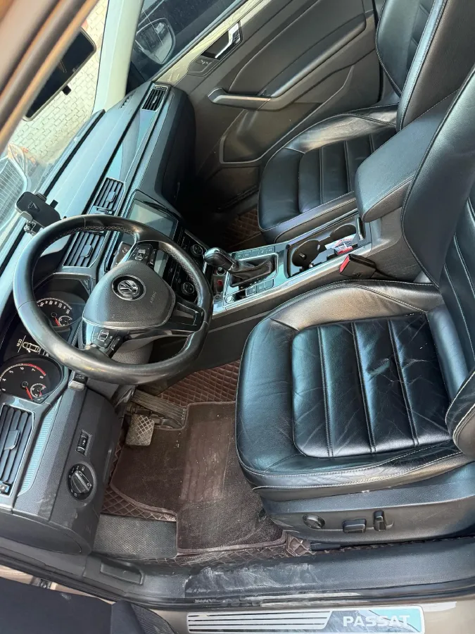 2017 Volkswagen Passat 1.8T 180HP L4 7DCT,autocango,china used car exporter,china ev exporter,chinese used car exporter,chinese used ev exporter