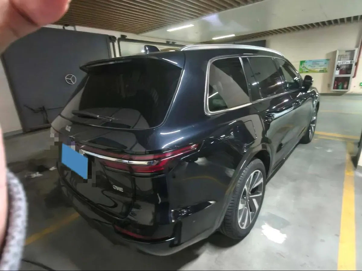 2021 Li ONE Range Extended 131HP REEV 40.5KWH,autocango,china used car exporter,china ev exporter,chinese used car exporter,chinese used ev exporter