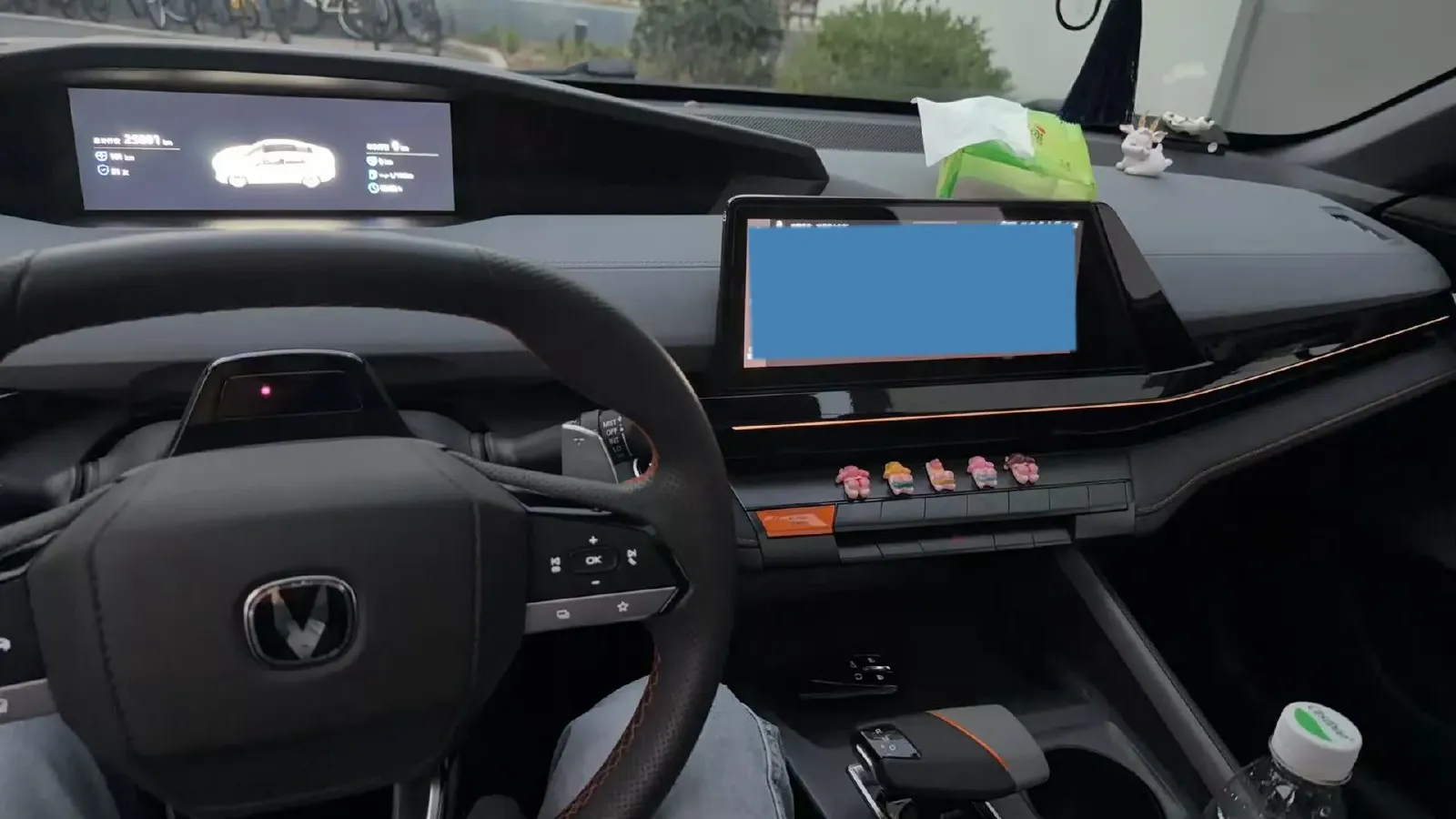 2022 ChangAn UNI-V 1.5T 188HP L4 7DCT,autocango,china used car exporter,china ev exporter,chinese used car exporter,chinese used ev exporter