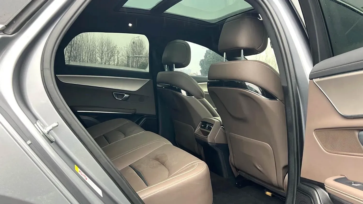 2023 BYD Han BEV 60.48KWH,autocango,china used car exporter,china ev exporter,chinese used car exporter,chinese used ev exporter