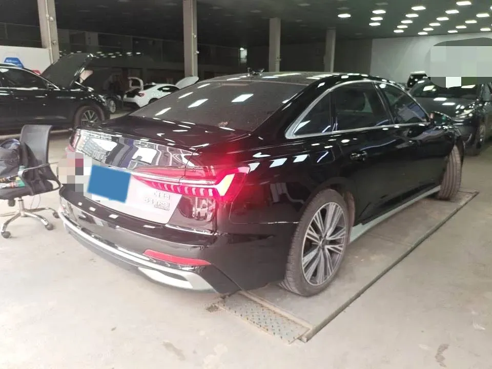 2024 Audi A6L 3.0T 340HP V6 7DCT,autocango,china used car exporter,china ev exporter,chinese used car exporter,chinese used ev exporter