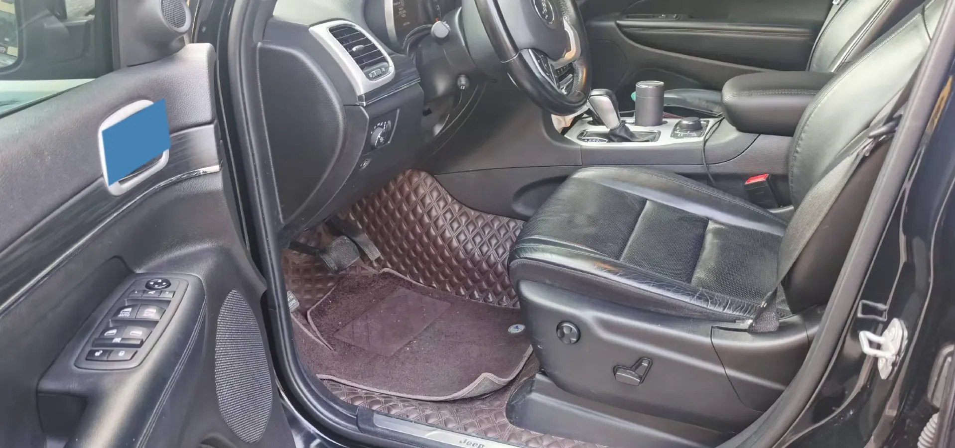 2020 Jeep Grand Cherokee 3.0L 234HP V6 8AT,autocango,china used car exporter,china ev exporter,chinese used car exporter,chinese used ev exporter