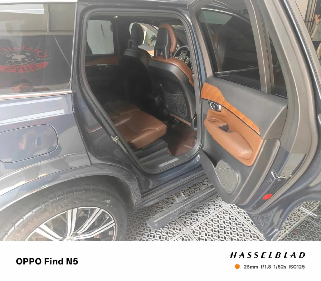 2021 Volvo XC90 2.0T 250HP L4 8AT,autocango,china used car exporter,china ev exporter,chinese used car exporter,chinese used ev exporter