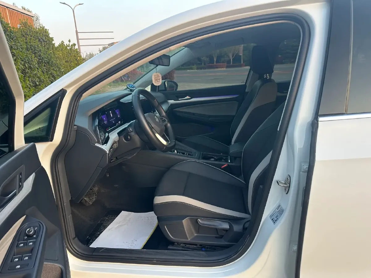 2021 Volkswagen Golf 1.4T 150HP L4 7DCT,autocango,china used car exporter,china ev exporter,chinese used car exporter,chinese used ev exporter