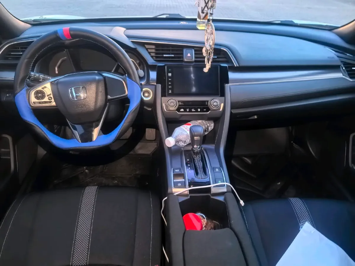 2021 Honda Civic 1.5T 177HP L4 CVT,autocango,china used car exporter,china ev exporter,chinese used car exporter,chinese used ev exporter