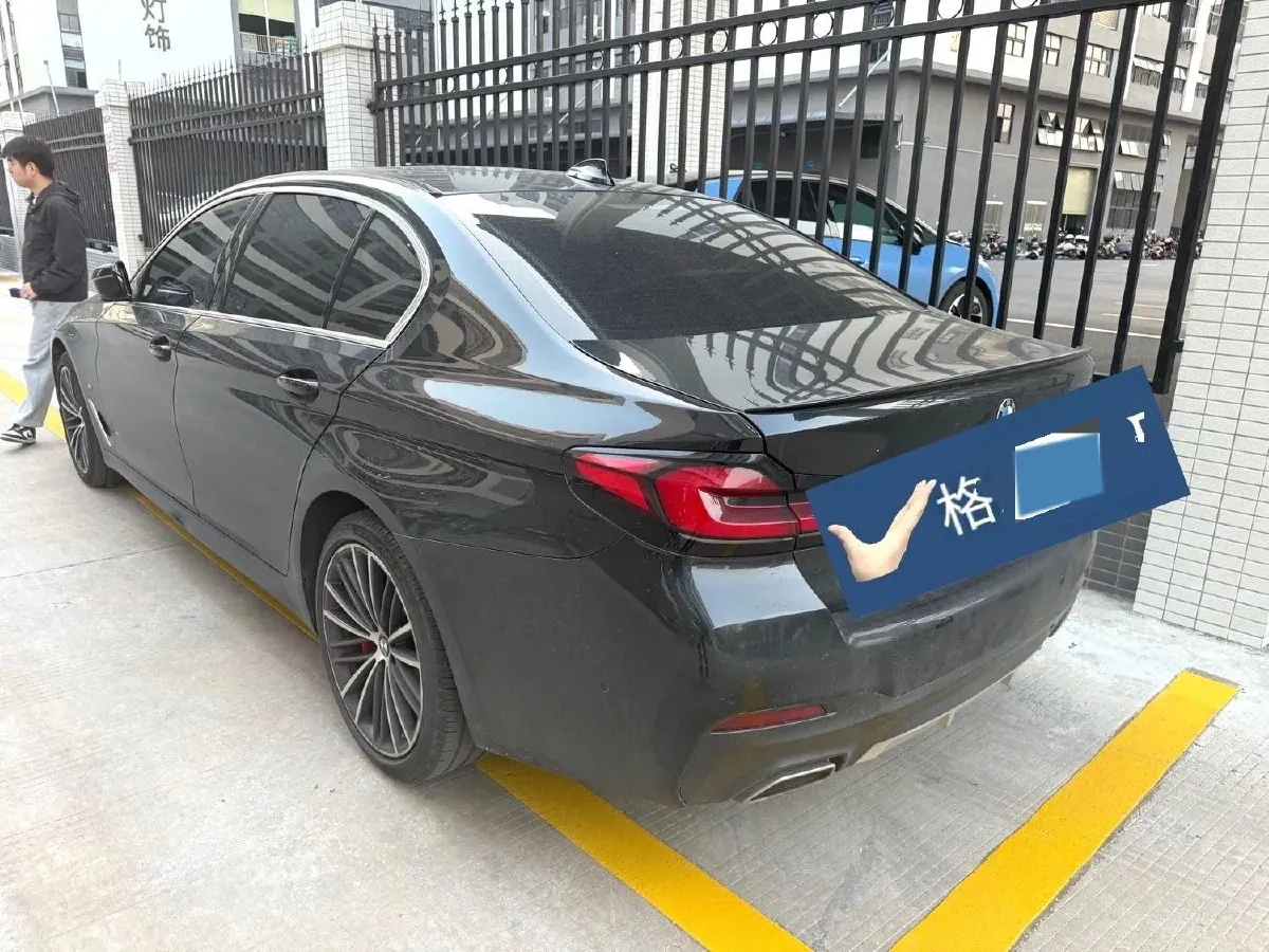 2023 BMW 5 Series 2.0T 245HP L4 8AT,autocango,china used car exporter,china ev exporter,chinese used car exporter,chinese used ev exporter