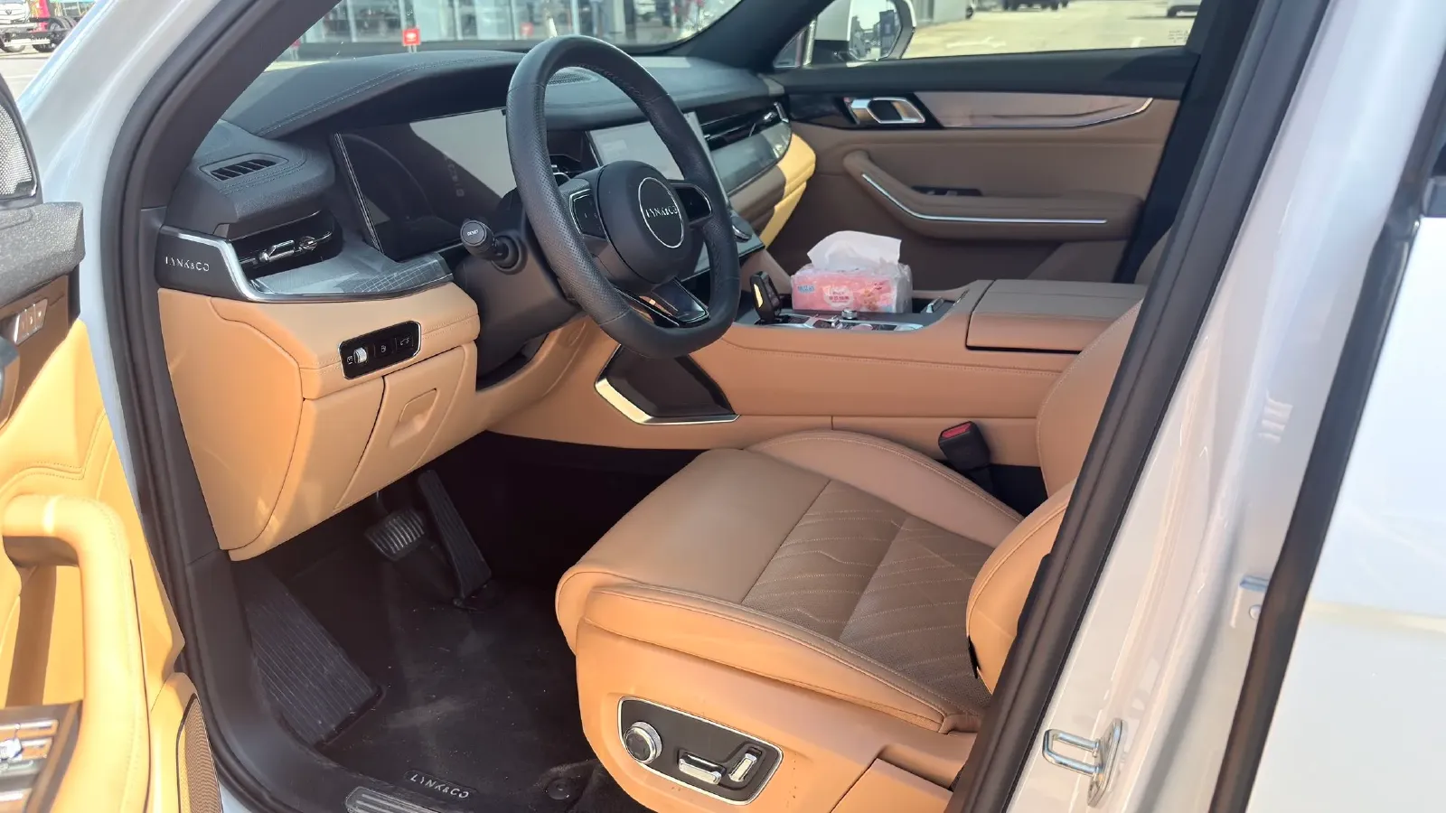 2023 LYNK&CO 09 EM-P 2.0T 254HP L4 8AT PHEV 18.83KWH,autocango,china used car exporter,china ev exporter,chinese used car exporter,chinese used ev exporter