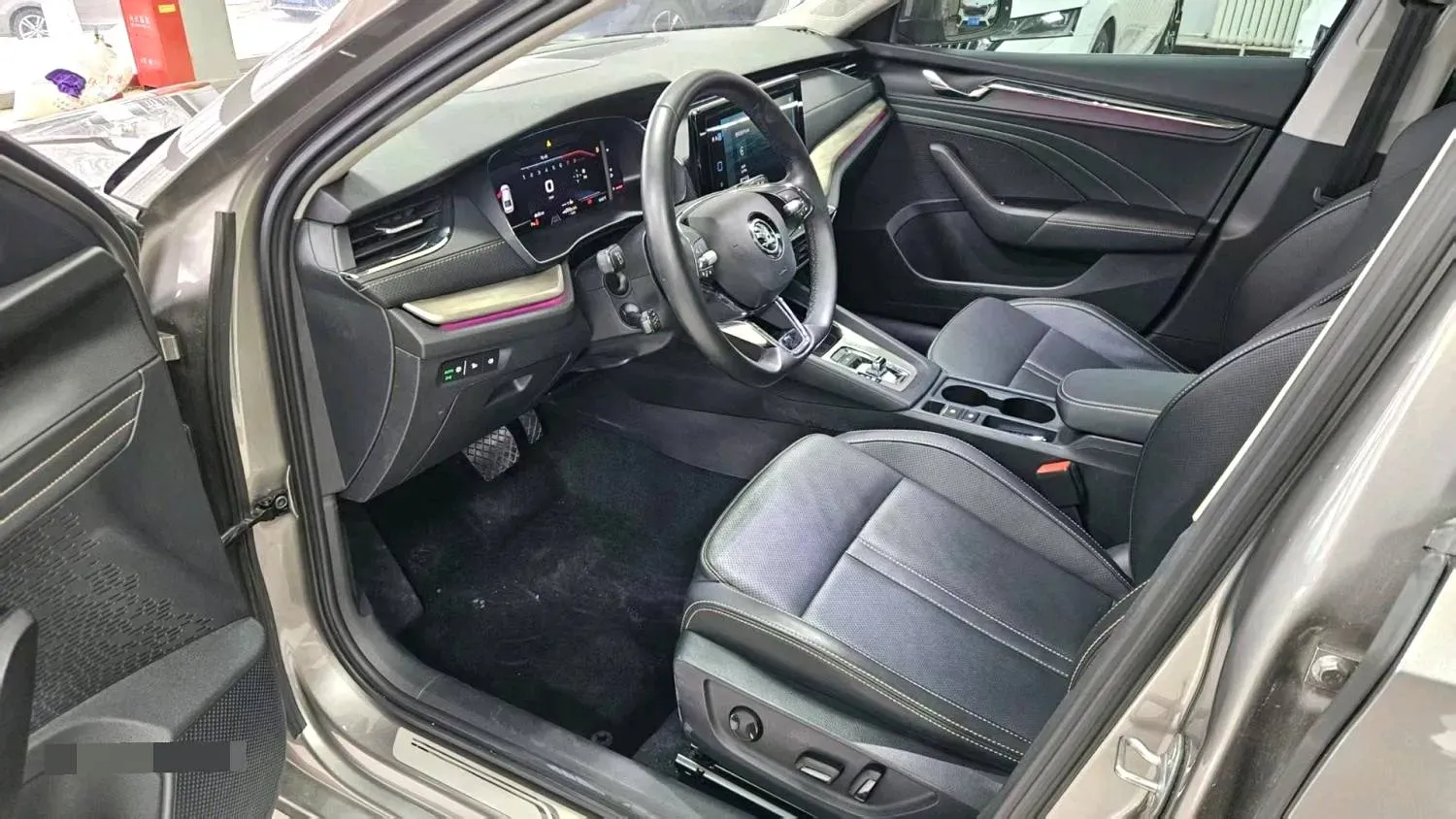 2022 Skoda Octavia 1.4T 150HP L4 7DCT,autocango,china used car exporter,china ev exporter,chinese used car exporter,chinese used ev exporter