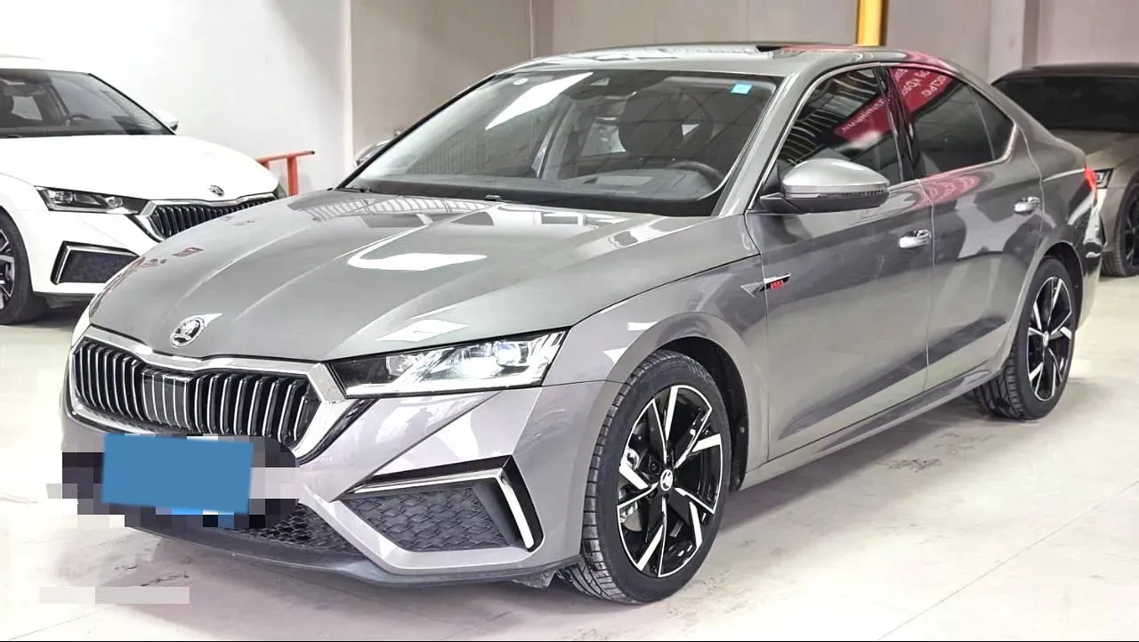 2022 Skoda Octavia 1.4T 150HP L4 7DCT,autocango,china used car exporter,china ev exporter,chinese used car exporter,chinese used ev exporter