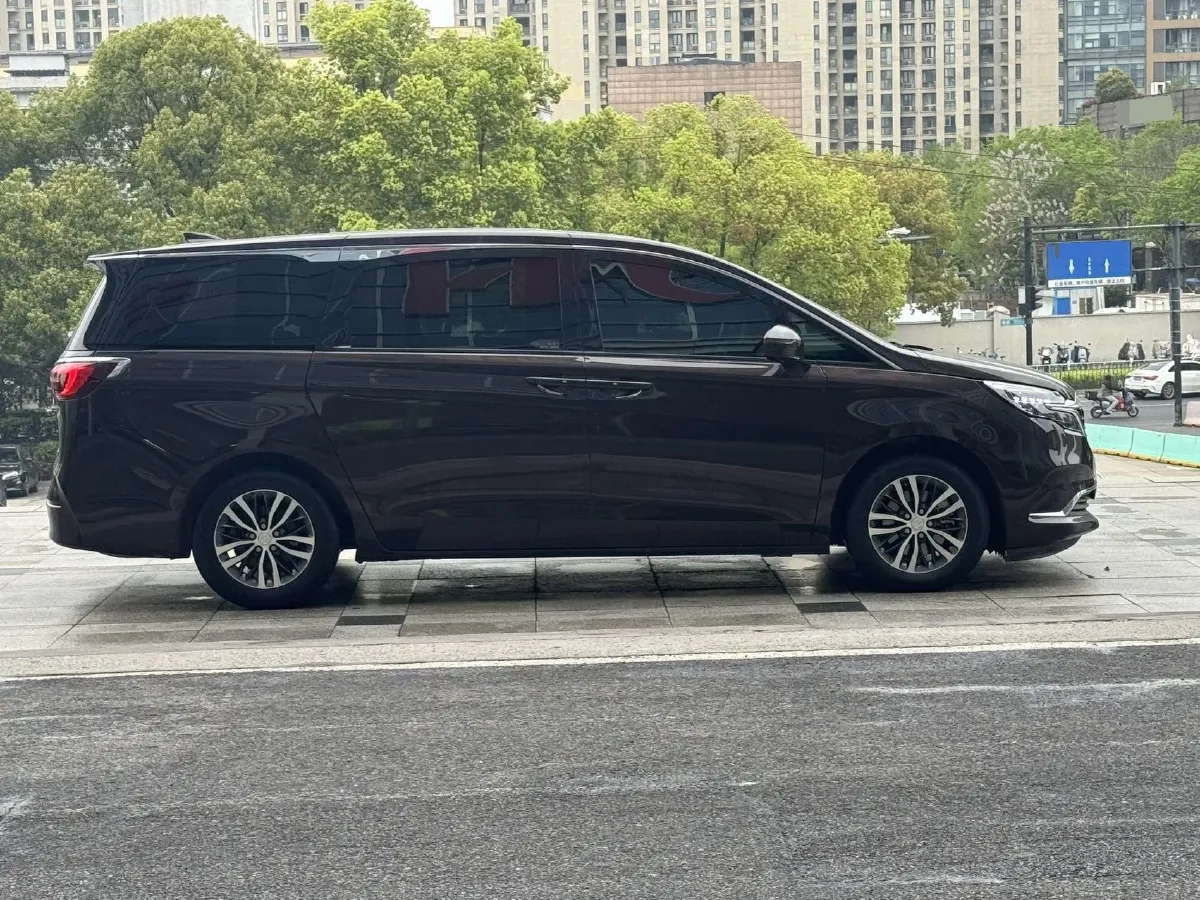 2021 Buick GL8 2.0T 237HP L4 9AT,autocango,china used car exporter,china ev exporter,chinese used car exporter,chinese used ev exporter