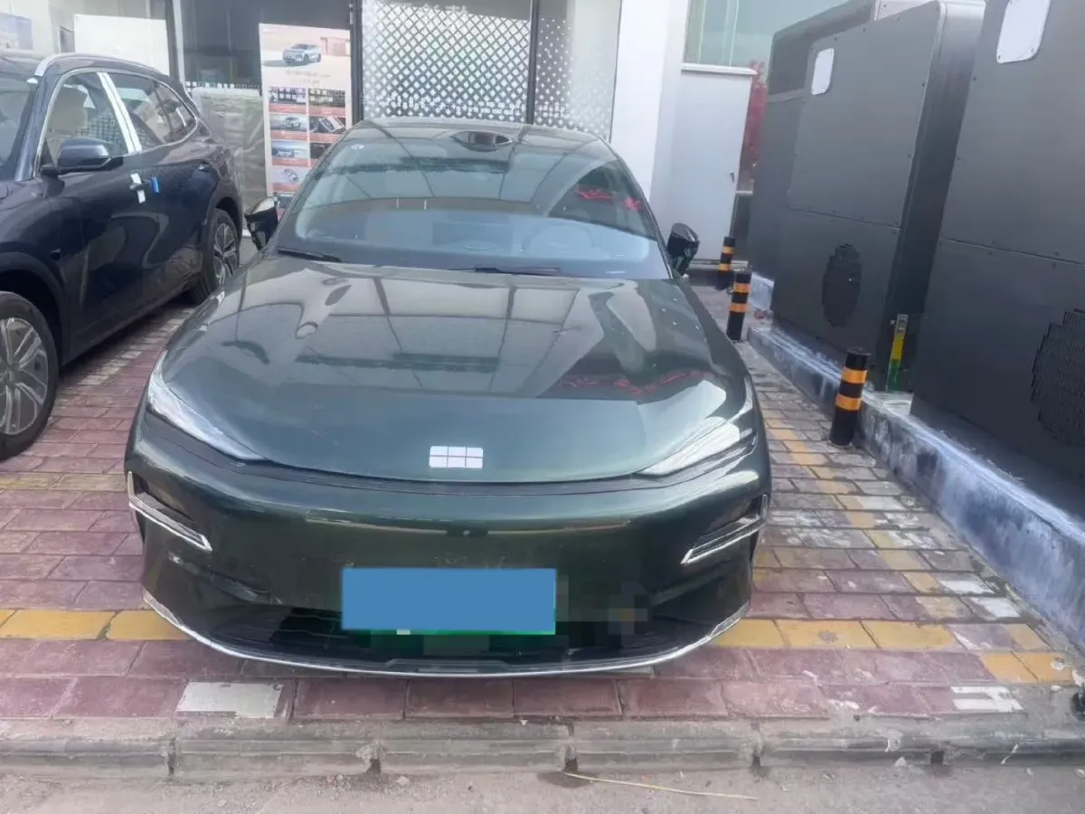 2025 Geely Galaxy Starshine 8 1.5T 163HP L4 3DHT PHEV 27.69KWH,autocango,china used car exporter,china ev exporter,chinese used car exporter,chinese used ev exporter