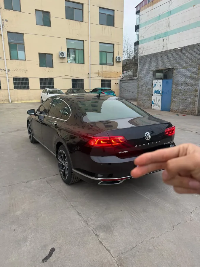 2020 Volkswagen Magotan 2.0T 186HP L4 7DCT,autocango,china used car exporter,china ev exporter,chinese used car exporter,chinese used ev exporter