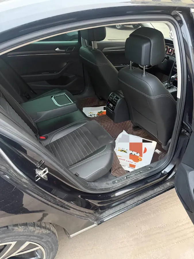 2020 Volkswagen Magotan 2.0T 186HP L4 7DCT,autocango,china used car exporter,china ev exporter,chinese used car exporter,chinese used ev exporter