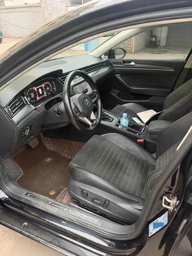 2020 Volkswagen Magotan 2.0T 186HP L4 7DCT,autocango,china used car exporter,china ev exporter,chinese used car exporter,chinese used ev exporter