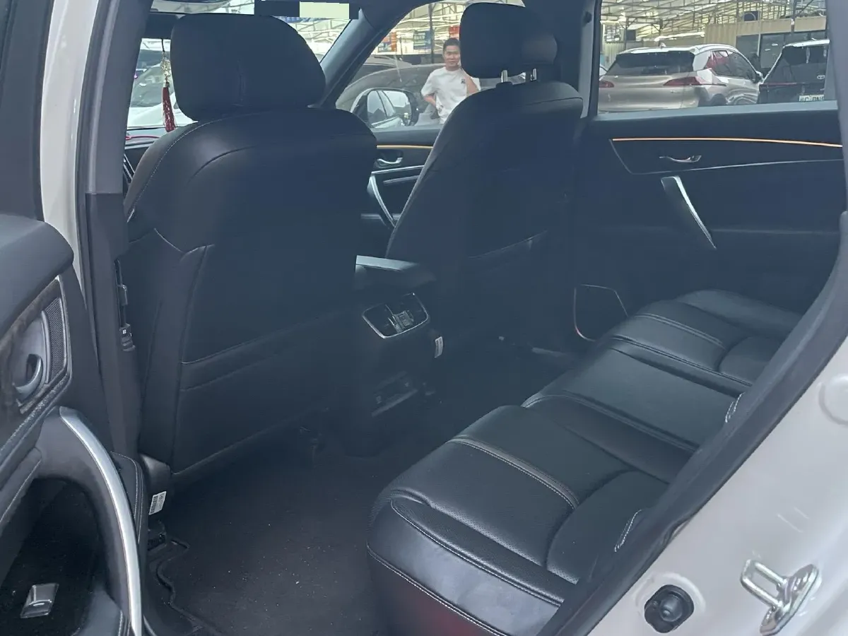 2020 Honda UR-V 2.0T 272HP L4 9AT,autocango,china used car exporter,china ev exporter,chinese used car exporter,chinese used ev exporter