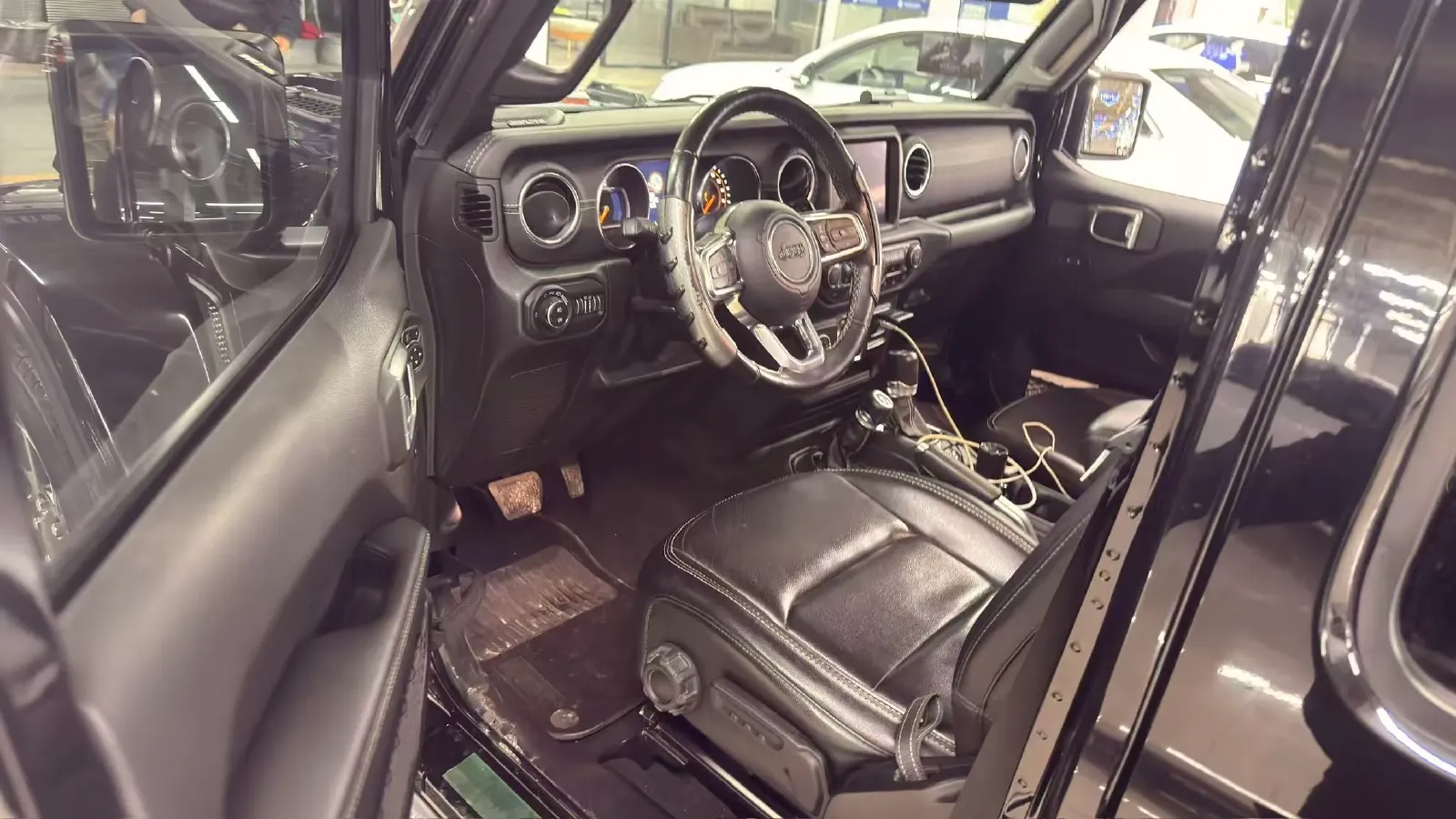 2021 Mercedes-Benz E Class 2.0T 258HP L4 9AT,autocango,china used car exporter,china ev exporter,chinese used car exporter,chinese used ev exporter