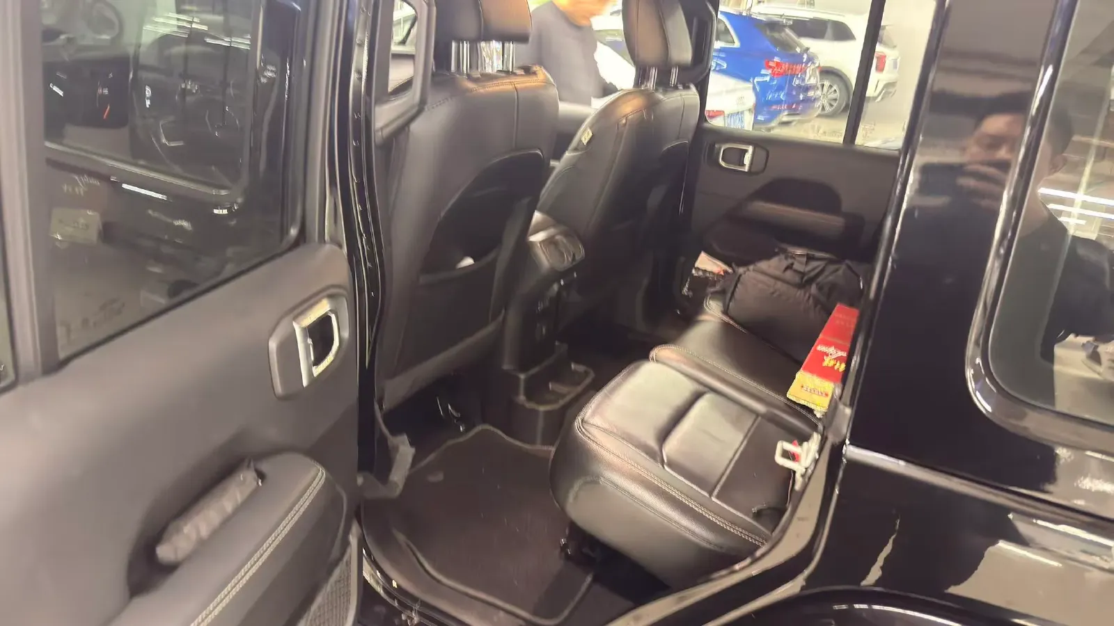 2021 Mercedes-Benz E Class 2.0T 258HP L4 9AT,autocango,china used car exporter,china ev exporter,chinese used car exporter,chinese used ev exporter