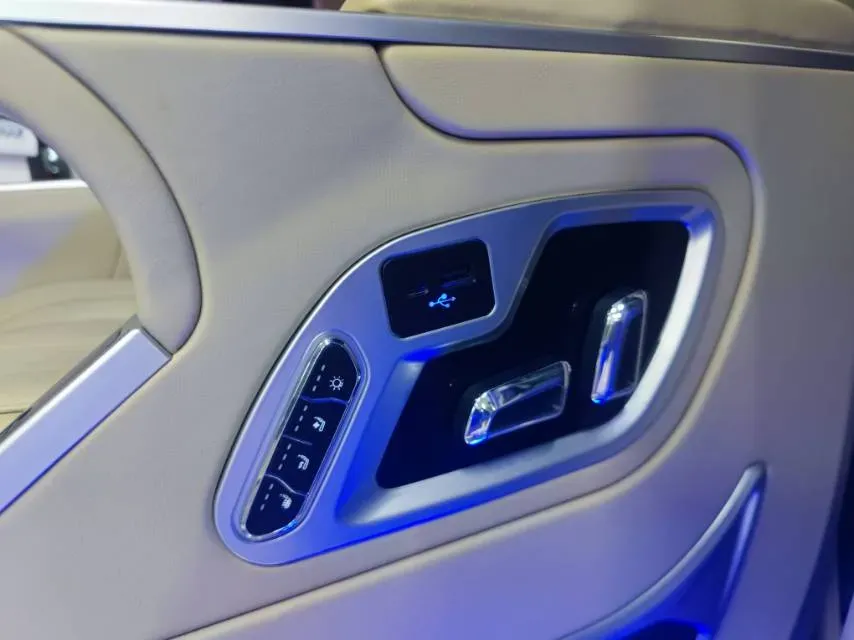 2023 Buick GL8 2.0T 237HP L4 9AT,autocango,china used car exporter,china ev exporter,chinese used car exporter,chinese used ev exporter