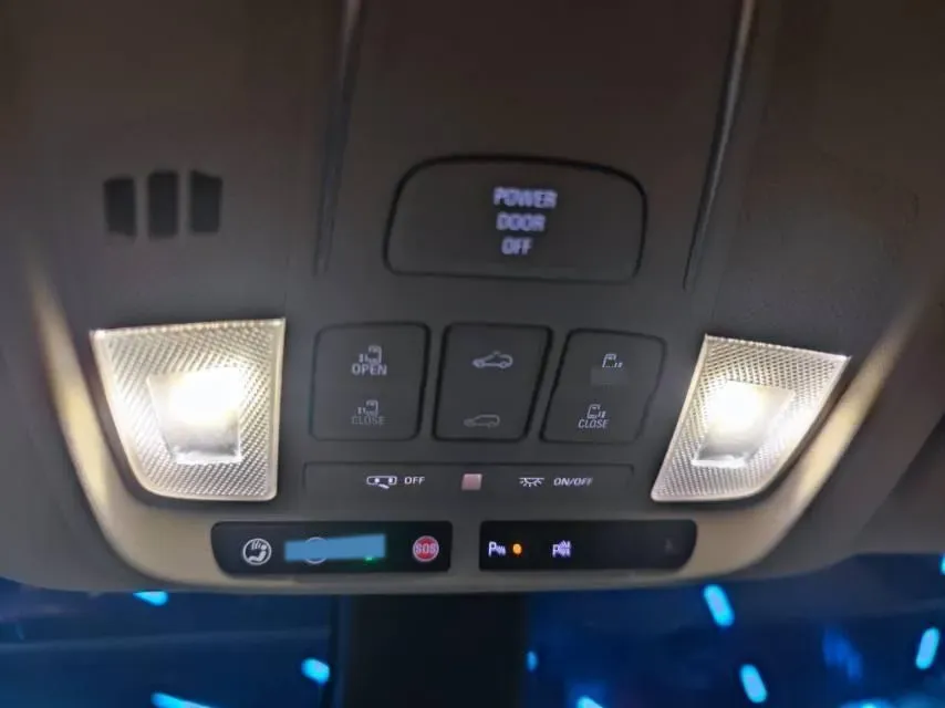 2023 Buick GL8 2.0T 237HP L4 9AT,autocango,china used car exporter,china ev exporter,chinese used car exporter,chinese used ev exporter