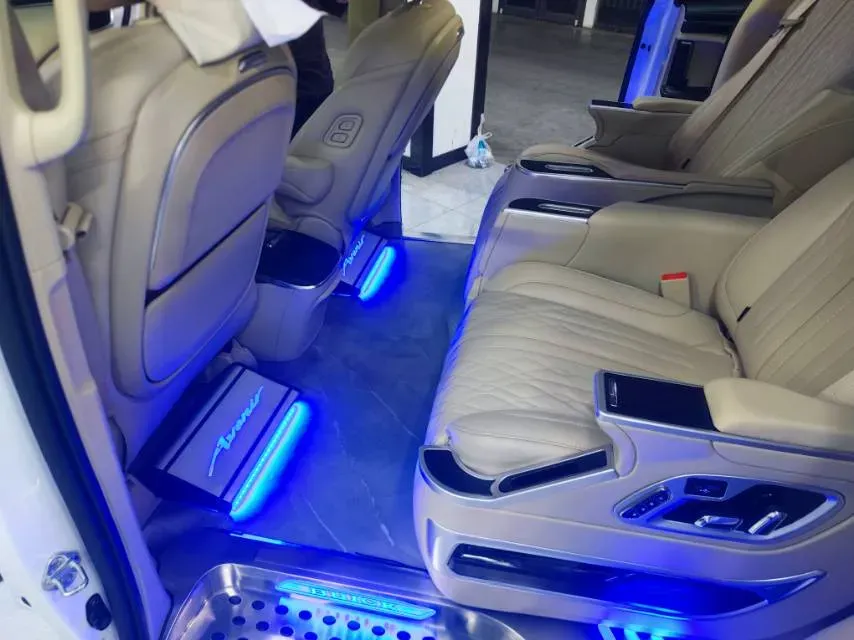 2023 Buick GL8 2.0T 237HP L4 9AT,autocango,china used car exporter,china ev exporter,chinese used car exporter,chinese used ev exporter