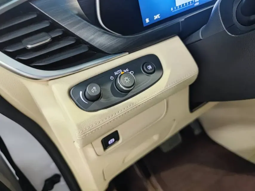 2023 Buick GL8 2.0T 237HP L4 9AT,autocango,china used car exporter,china ev exporter,chinese used car exporter,chinese used ev exporter