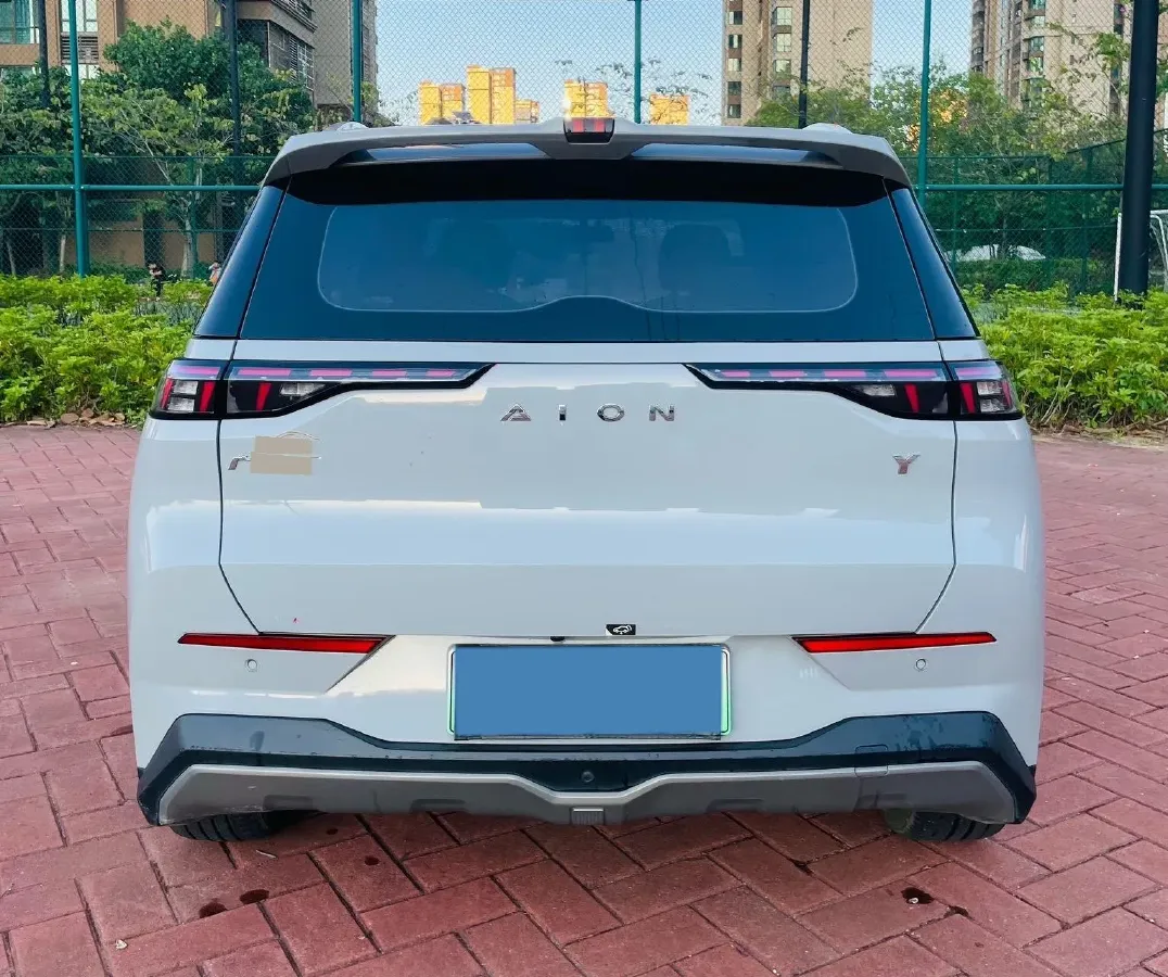 2022 Geely Okavango 1.8T 184HP L4 7DCT,autocango,china used car exporter,china ev exporter,chinese used car exporter,chinese used ev exporter