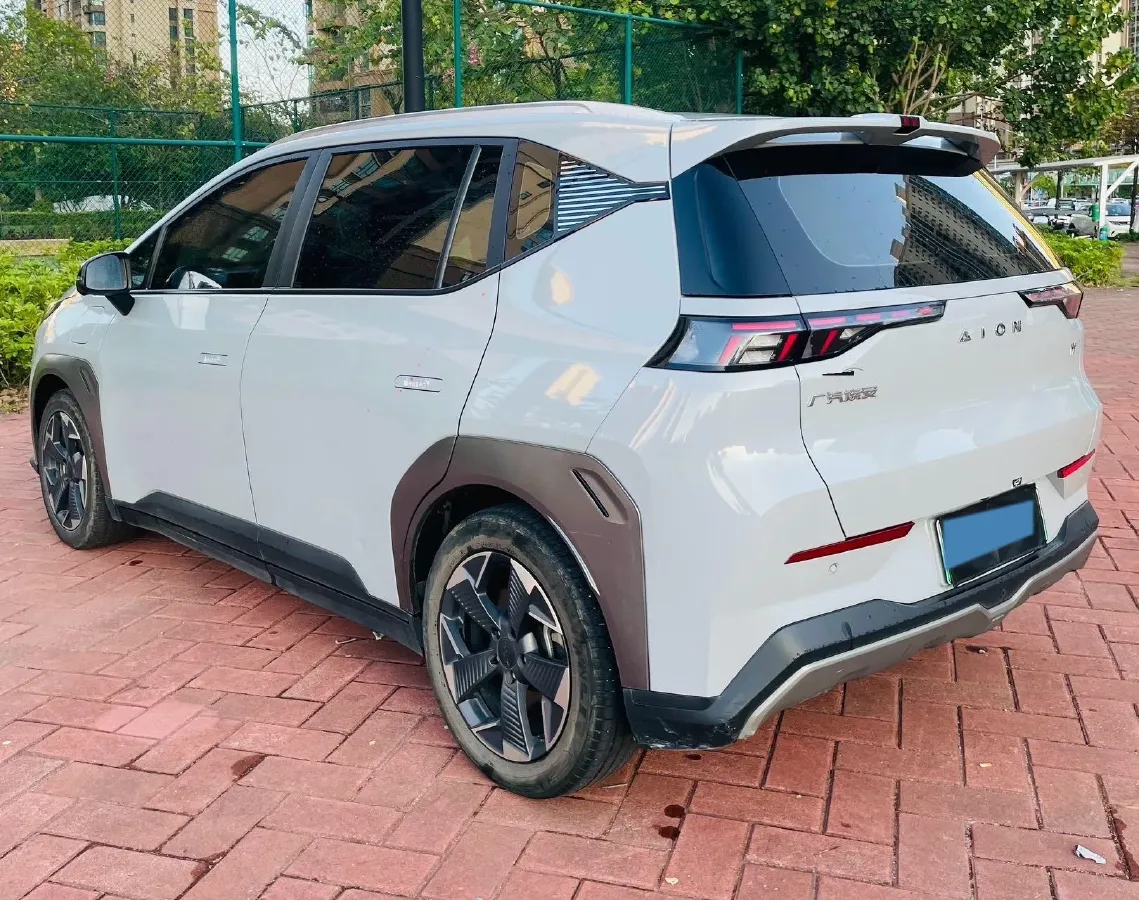2022 Geely Okavango 1.8T 184HP L4 7DCT,autocango,china used car exporter,china ev exporter,chinese used car exporter,chinese used ev exporter