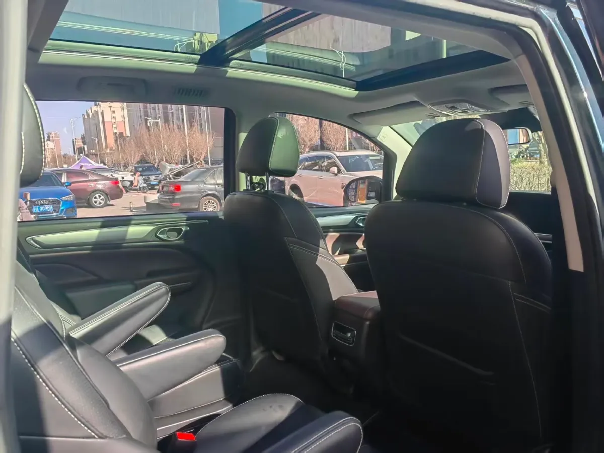 2021 GAC Trumpchi M6 1.5T 169HP L4 7DCT,autocango,china used car exporter,china ev exporter,chinese used car exporter,chinese used ev exporter