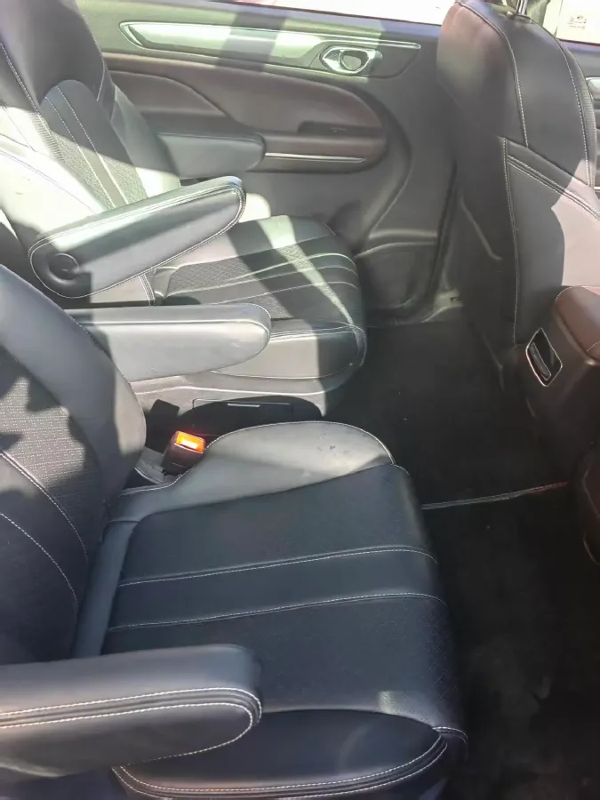 2021 GAC Trumpchi M6 1.5T 169HP L4 7DCT,autocango,china used car exporter,china ev exporter,chinese used car exporter,chinese used ev exporter