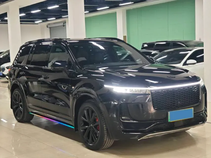 2021 Li ONE Range Extended 131HP REEV 40.5KWH,autocango,china used car exporter,china ev exporter,chinese used car exporter,chinese used ev exporter