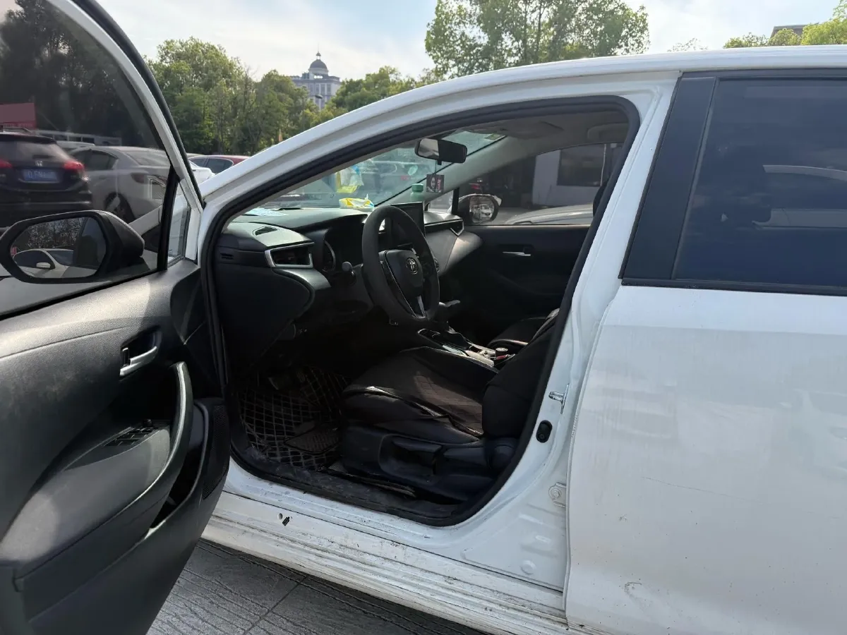 2021 Toyota Corolla 1.2T 116HP L4 CVT,autocango,china used car exporter,china ev exporter,chinese used car exporter,chinese used ev exporter