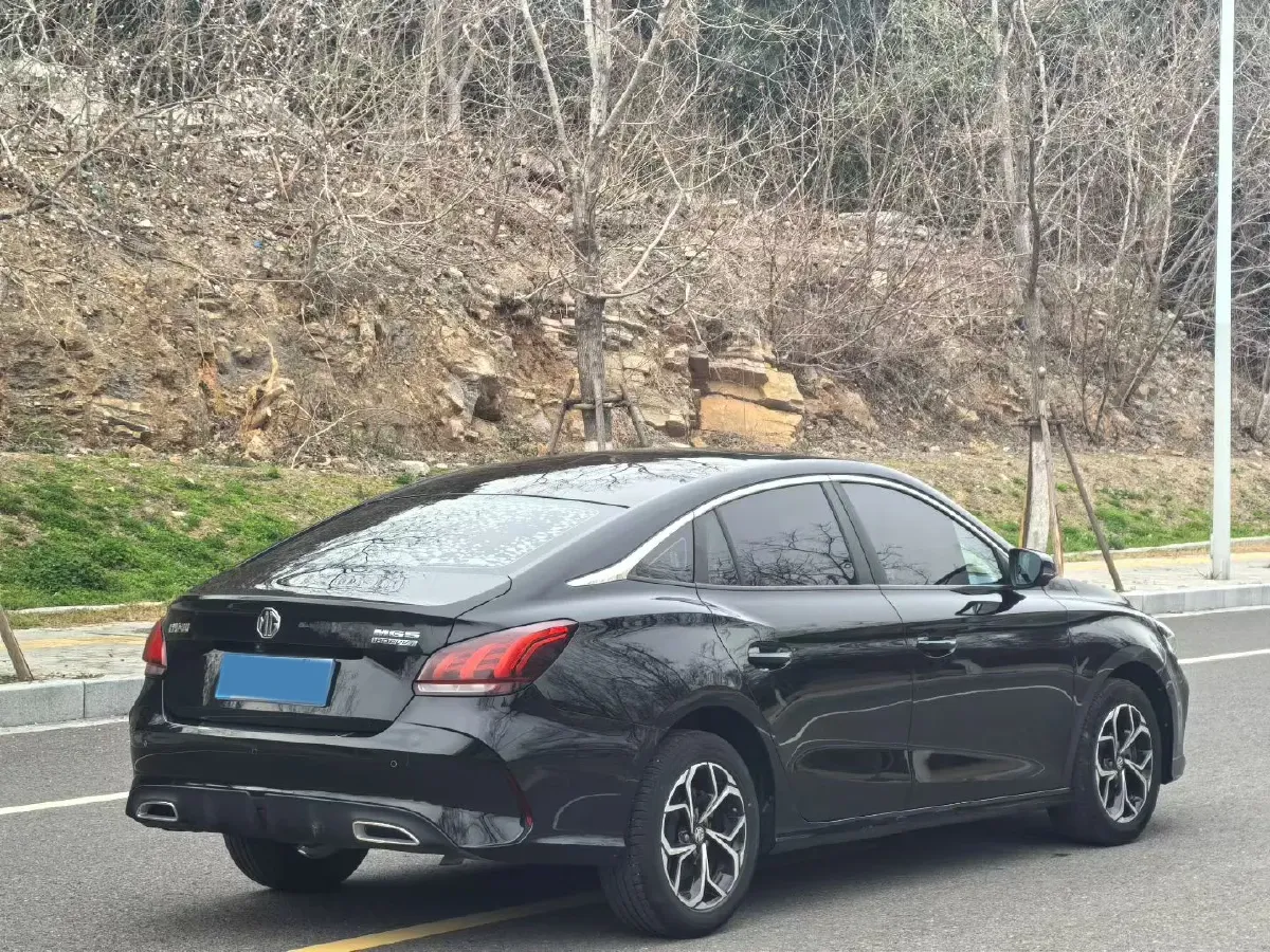 2021 MG 5 1.5L 120HP L4 CVT,autocango,china used car exporter,china ev exporter,chinese used car exporter,chinese used ev exporter