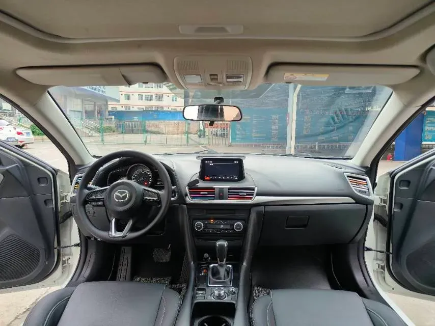 2017 Mazda 3 Axela 1.5L 117HP L4 6AT,autocango,china used car exporter,china ev exporter,chinese used car exporter,chinese used ev exporter