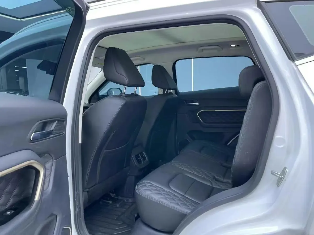 2021 Haval H6 1.5T 150HP L4 7DCT,autocango,china used car exporter,china ev exporter,chinese used car exporter,chinese used ev exporter