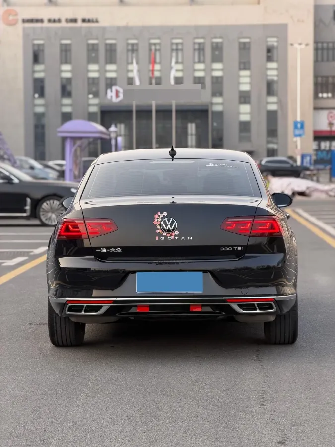 2023 Volkswagen Magotan 2.0T 186HP L4 7DCT,autocango,china used car exporter,china ev exporter,chinese used car exporter,chinese used ev exporter
