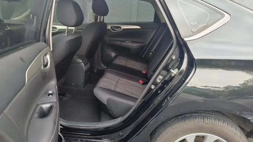 2022 Nissan Sylphy 1.6L 122HP L4 CVT,autocango,china used car exporter,china ev exporter,chinese used car exporter,chinese used ev exporter