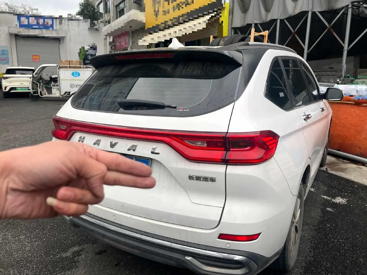 2021 Haval M6 1.5T 150HP L4 7DCT,autocango,china used car exporter,china ev exporter,chinese used car exporter,chinese used ev exporter