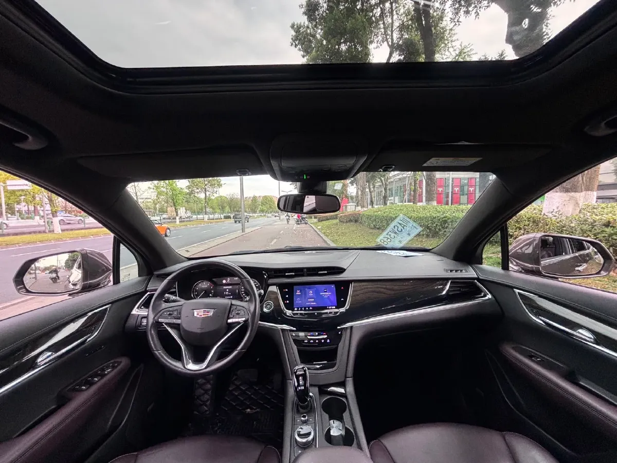 2020 Cadillac XT6 2.0T 241HP L4 9AT,autocango,china used car exporter,china ev exporter,chinese used car exporter,chinese used ev exporter