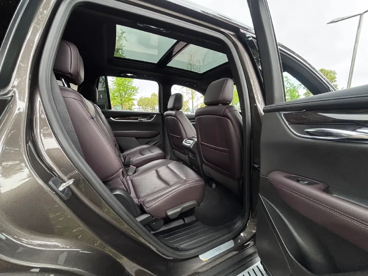 2020 Cadillac XT6 2.0T 241HP L4 9AT,autocango,china used car exporter,china ev exporter,chinese used car exporter,chinese used ev exporter