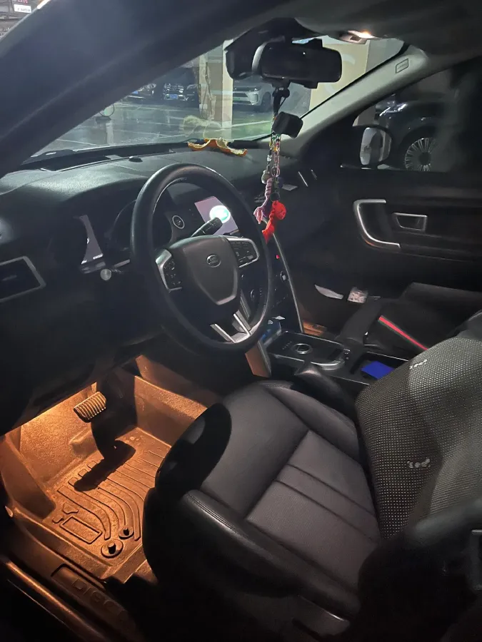 2018 Land Rover Discovery Sport 2.0T 241HP L4 9AT,autocango,china used car exporter,china ev exporter,chinese used car exporter,chinese used ev exporter