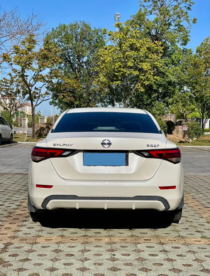 2020 Nissan Sylphy 1.6L 139HP L4 CVT,autocango,china used car exporter,china ev exporter,chinese used car exporter,chinese used ev exporter