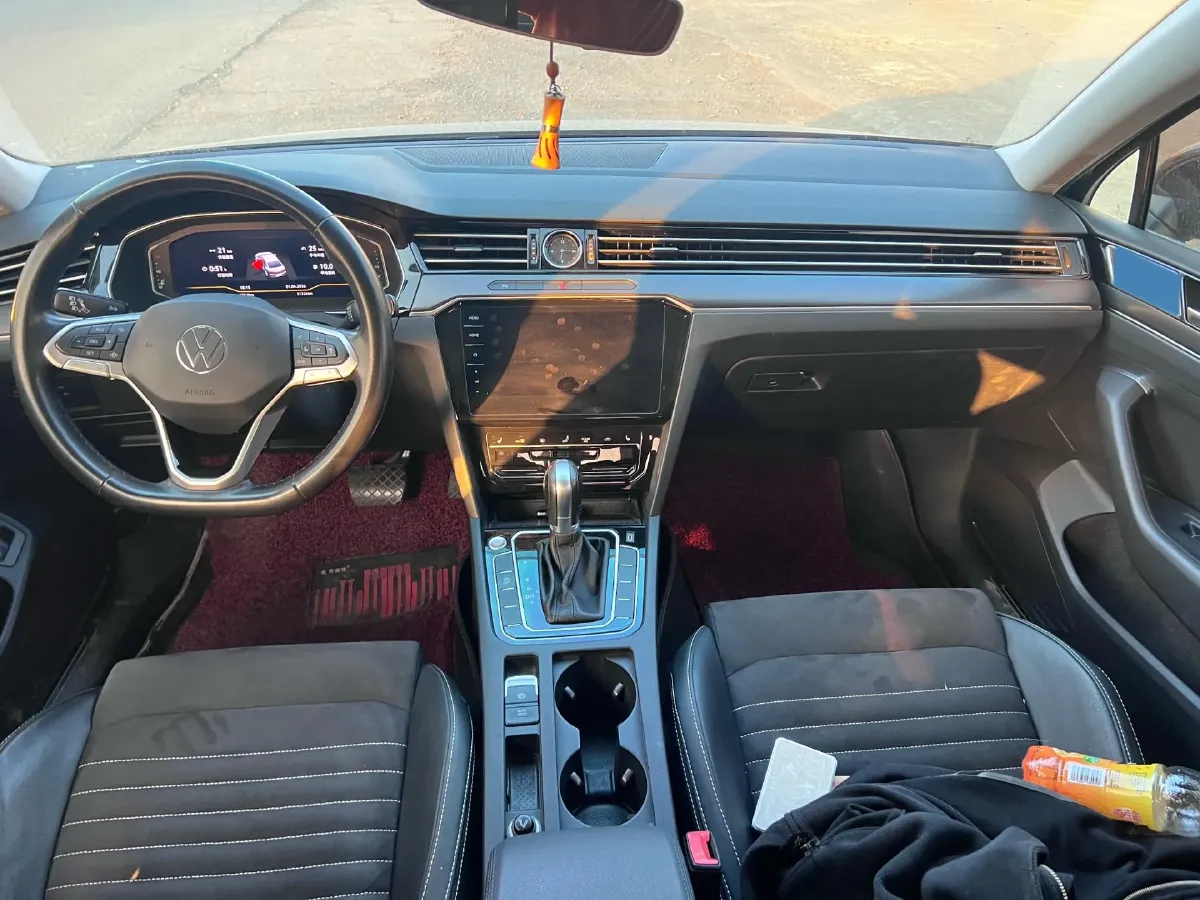 2020 Volkswagen Magotan 2.0T 186HP L4 7DCT,autocango,china used car exporter,china ev exporter,chinese used car exporter,chinese used ev exporter